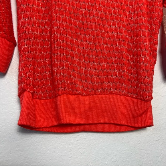 Leo Meets Virgo Women Top - Picture 3 of 14